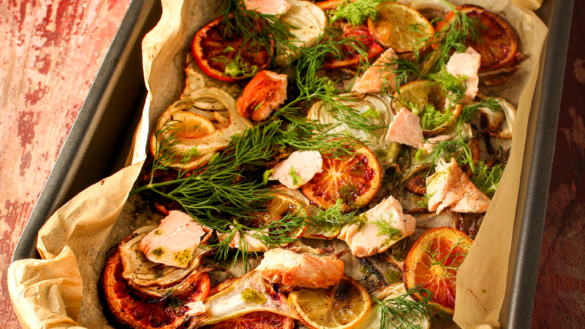 Slow roasted lax med fänkål, citrus, och chili