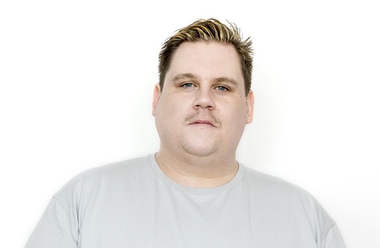 Skådespelaren Victor von Schirach om sin obesitas Det är som vilken