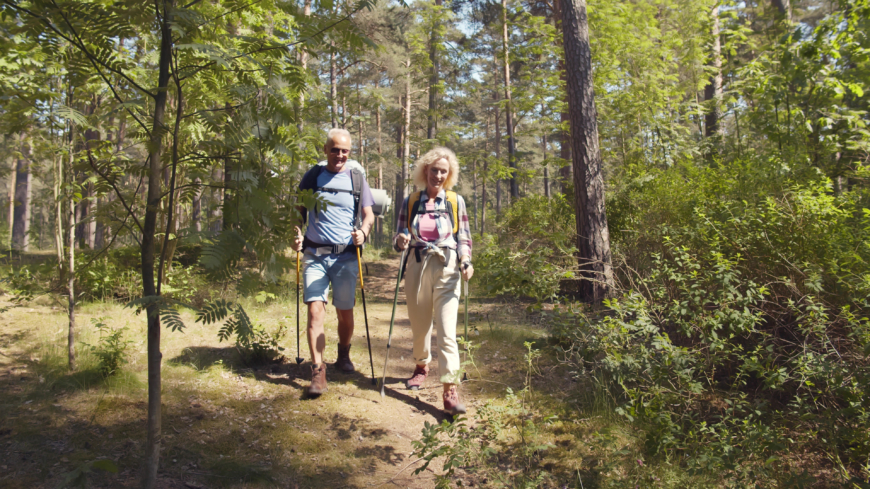  Att dagligen byta ut stillasittande mot endast tio minuters promenad räcker för att slippa muskelförtvining. Foto: Shutterstock