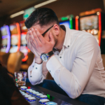 Spelmissbruk – symtom, orsak och behandling