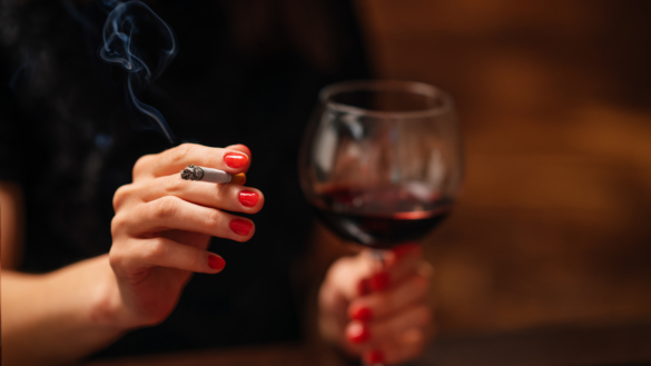 Rök, snus & nikotinvanor: trender & påverkan på alkoholkonsumtion