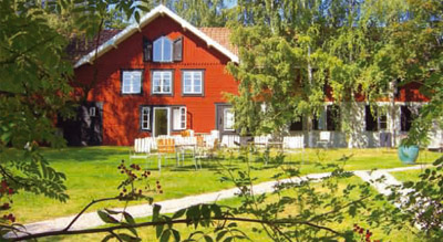 Lars Vedam och Gayan Knutsson har byggt upp och driver kursgården Baravara, v... Foto: Shutterstock