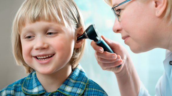 Bakteriespray kan lindra besvär hos öronbarn