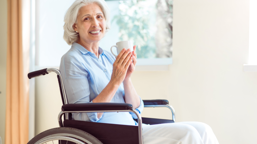 Fysisk begränsning vanligt i vård och omsorg av äldre