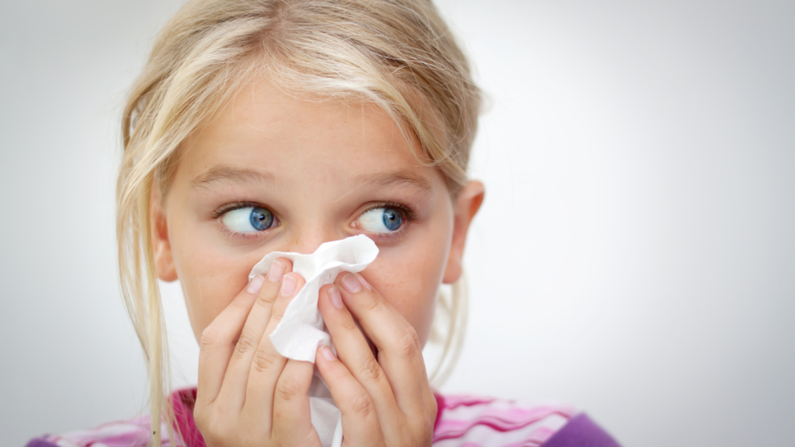 För barn finns möjlighet att ta influensavaccin i form av nässpray. Foto: Shutterstock