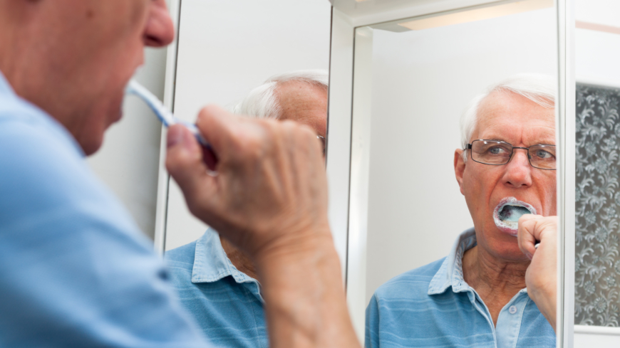 Äldre med bra tänder äter nyttigare och är friskare