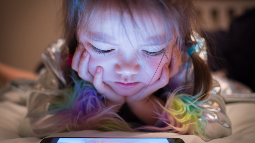 Vad gör våra barn på nätet? Foto: Shutterstock