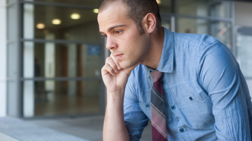 Osäkra anställningsformer kan enligt studien ge problem som känningar i magen, rastlöshet, koncentrationssvårigheter, hjärtklappning och panik. Foto: Shutterstock