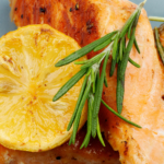 Citronglaze på lax med spenat- och saffransröra