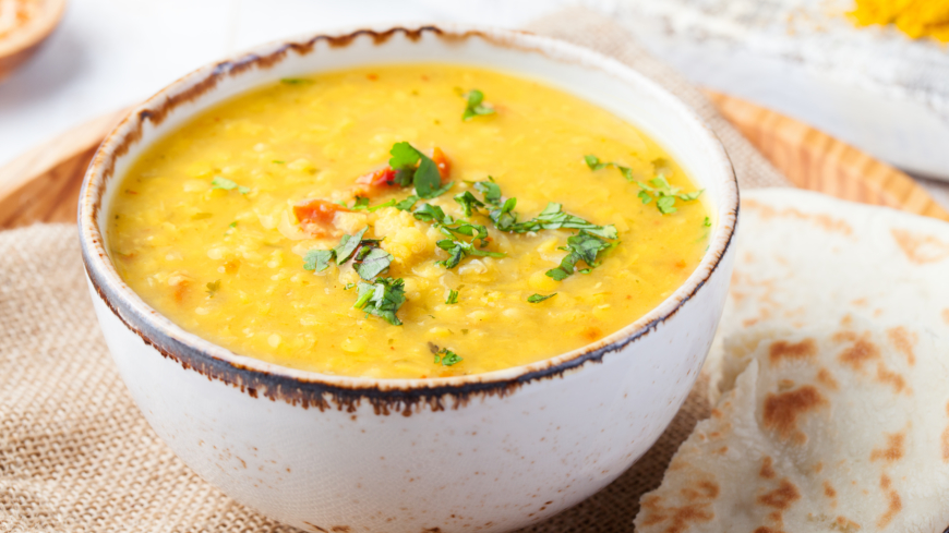 Indisk soppa med spenat och linser