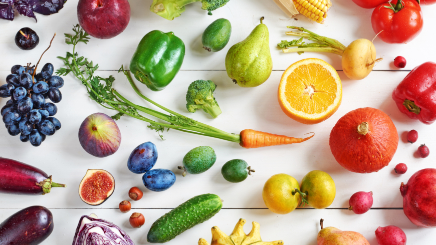 Insatser för att öka svenskarnas frukt- och grönsaksätande skulle kunna få stor effekt på folkhälsan. Foto: Shutterstock