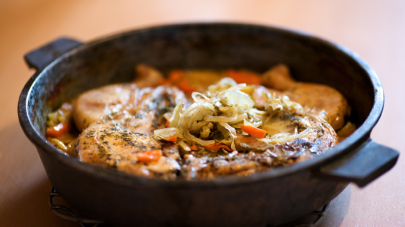 Kycklingragu med tomat och spenat