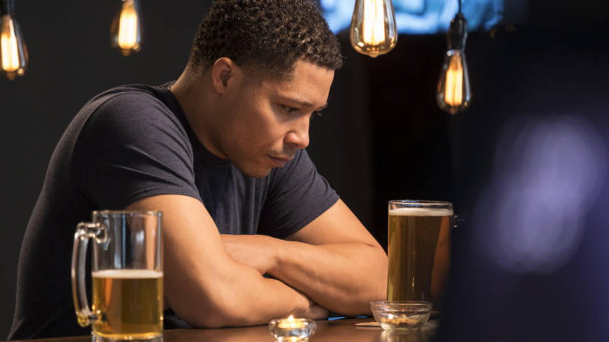 Skrumplever kan orsakas av alkoholmissbruk men även av sjukdom. Foto: Shutterstock