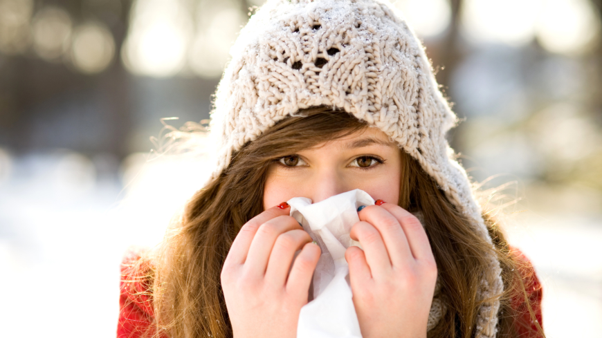 I Sverige drabbas en vuxen person av förkylning i genomsnitt en till två gånger per år, och barn minst dubbelt så ofta. Foto: Shutterstock
