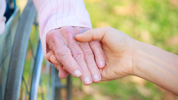 ALS (amyotrofisk lateralskleros): orsak, symtom & behandling